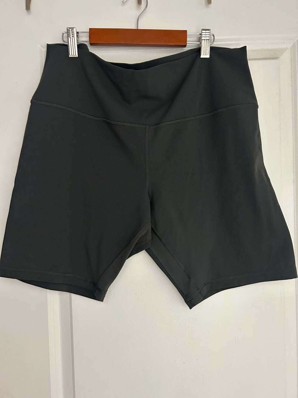 Lululemon Align High-Rise Short 8" Size 16